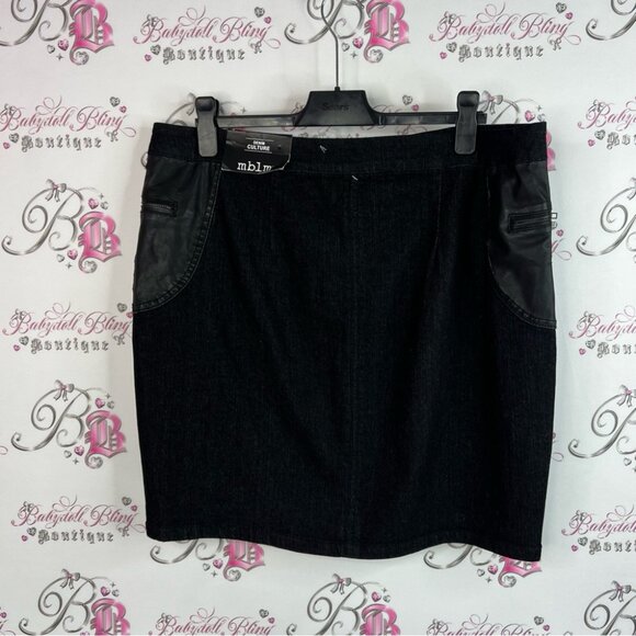 mblm skirt denim culture new with tags. Black Mini Skirt with Zipper Detail - Picture 2 of 10